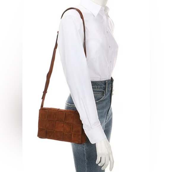 J.mclaughlin una suede and leather crossbody bag. Brand new. Original cloth. - Picture 2 of 4